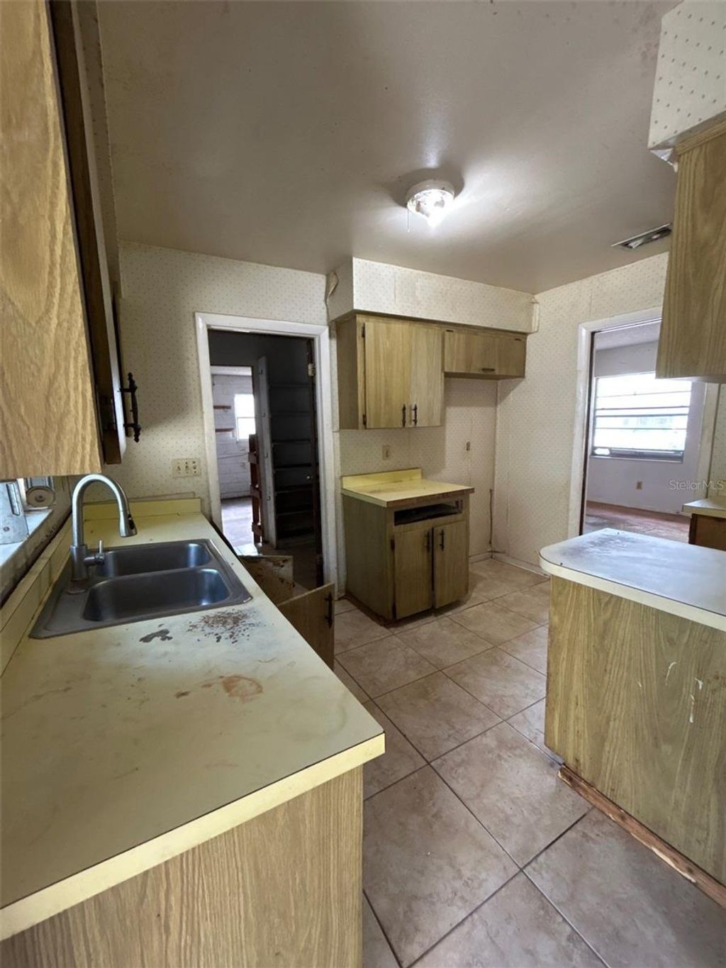 Photo of 530 Georgia Avenue, Longwood, FL 32750 (MLS # O6404873)