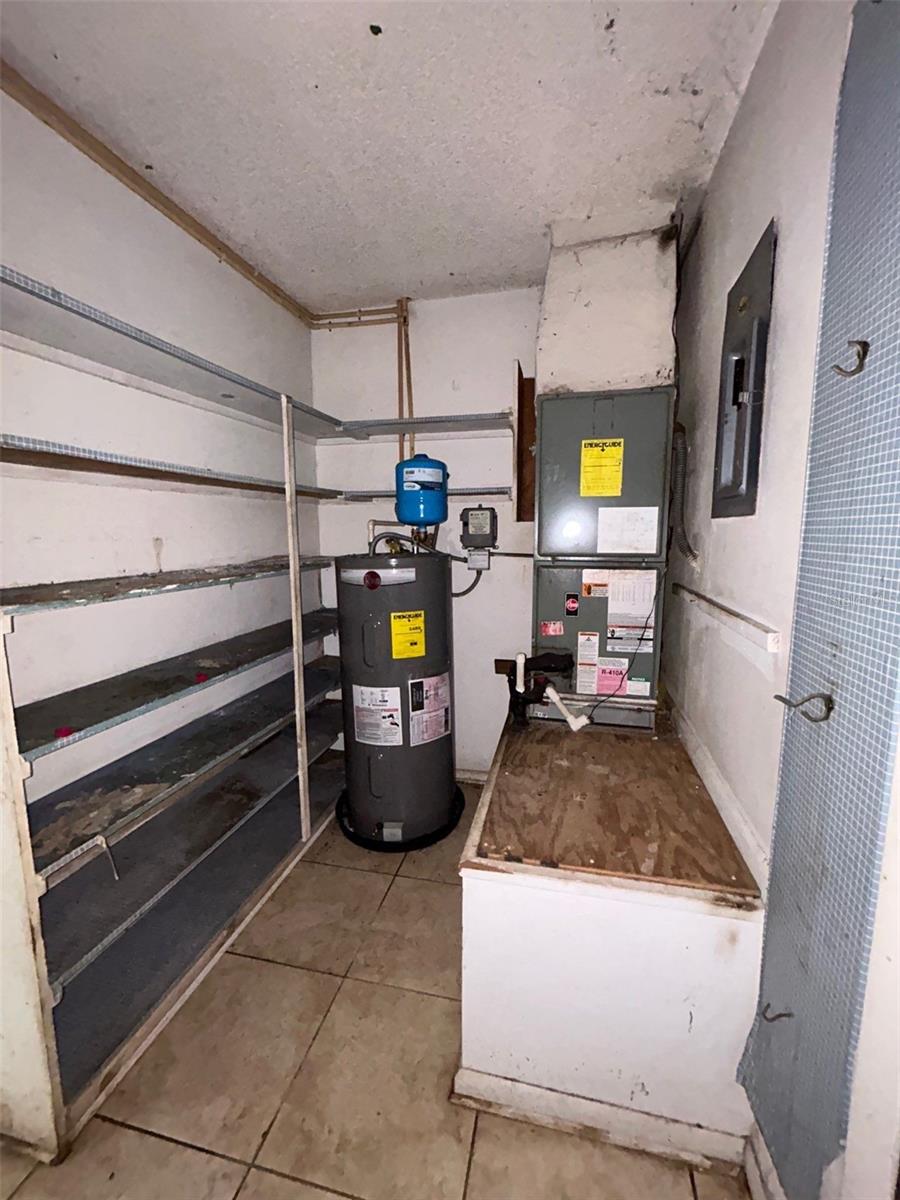 LONGWOOD PINE - Residential
