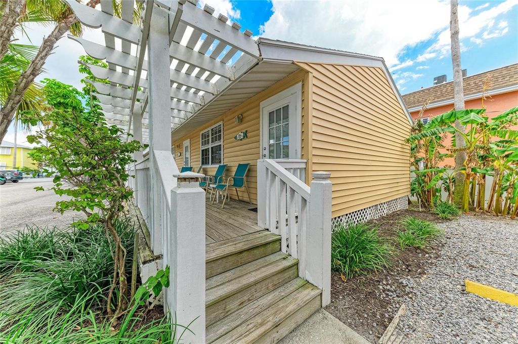 Photo of 1603 Gulf Dr N #26, Bradenton Beach, FL 34217 (MLS # A4688846)