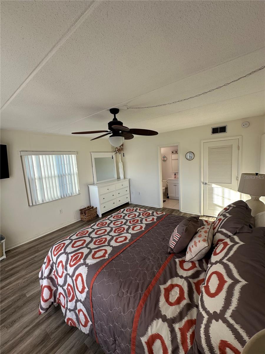 BEACH HARBOR CLUB - Residential Lease