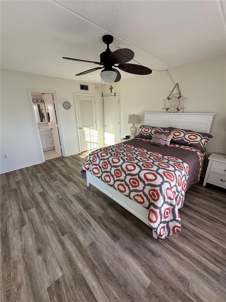 BEACH HARBOR CLUB - Residential Lease