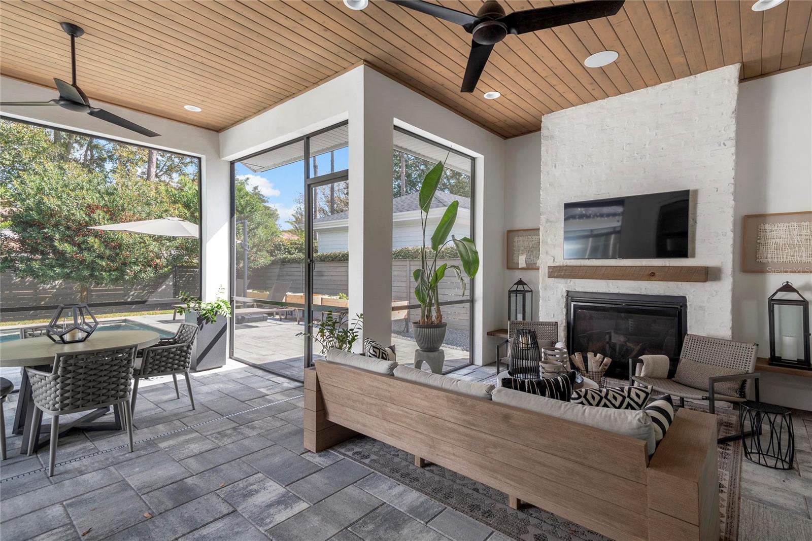 ANDERSEN TERRACE - Residential