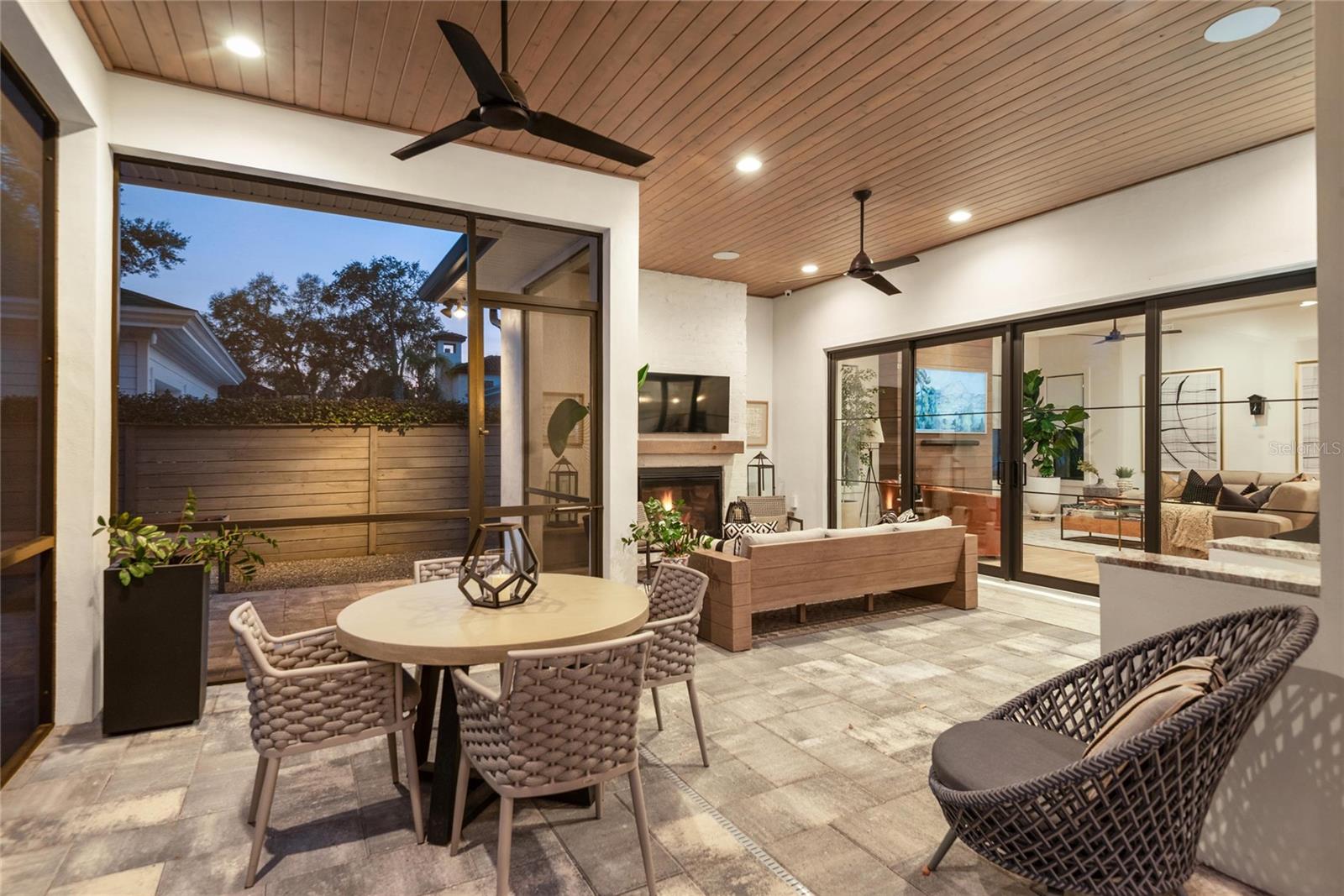 ANDERSEN TERRACE - Residential