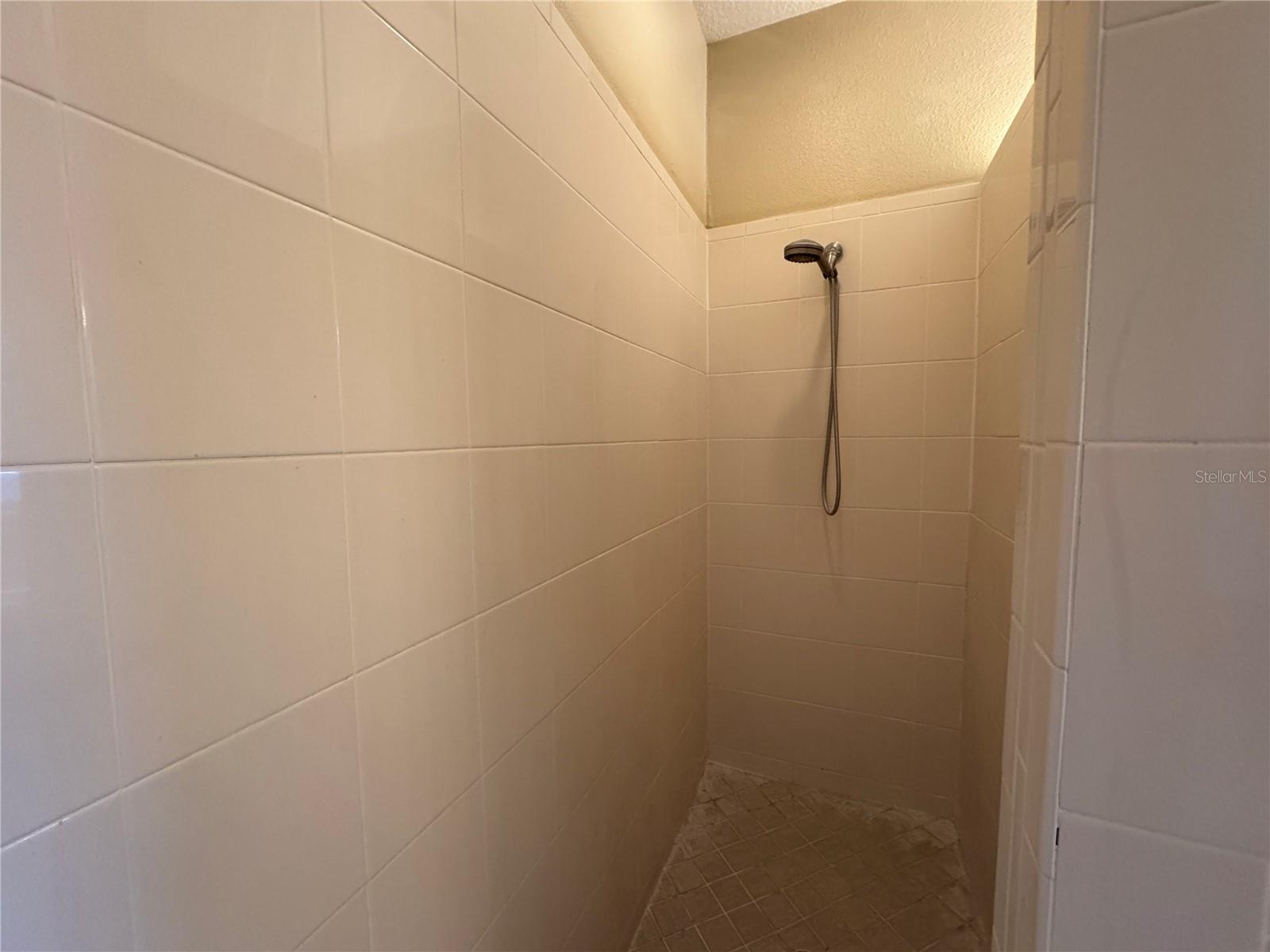 WEST MEADOWS PARCELS 12A 12B-1 - Residential Lease