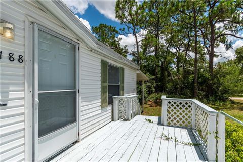 A home in HOMOSASSA