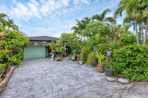 A home in PORT CHARLOTTE