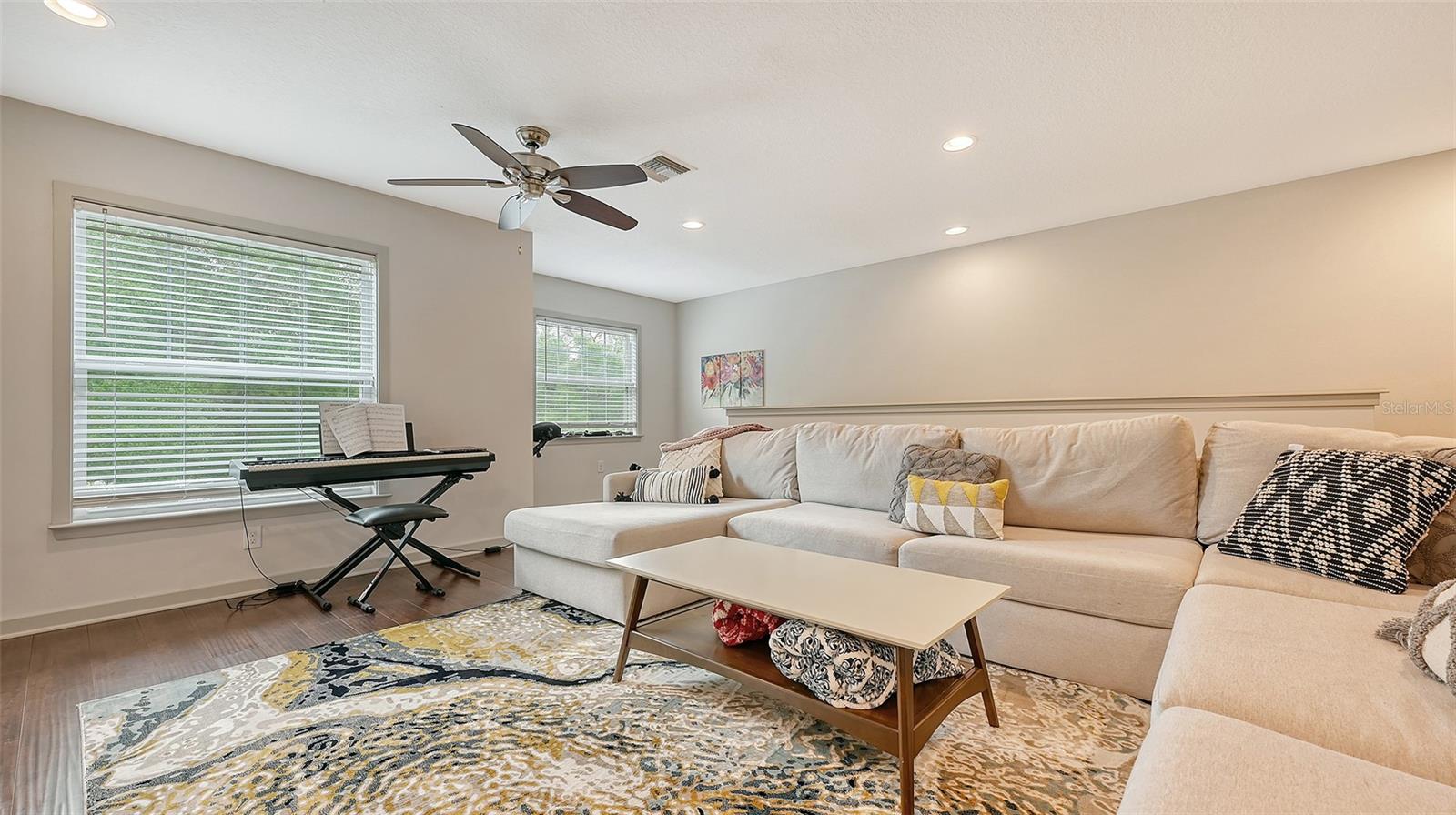 ARBOR OAKS - Residential Lease