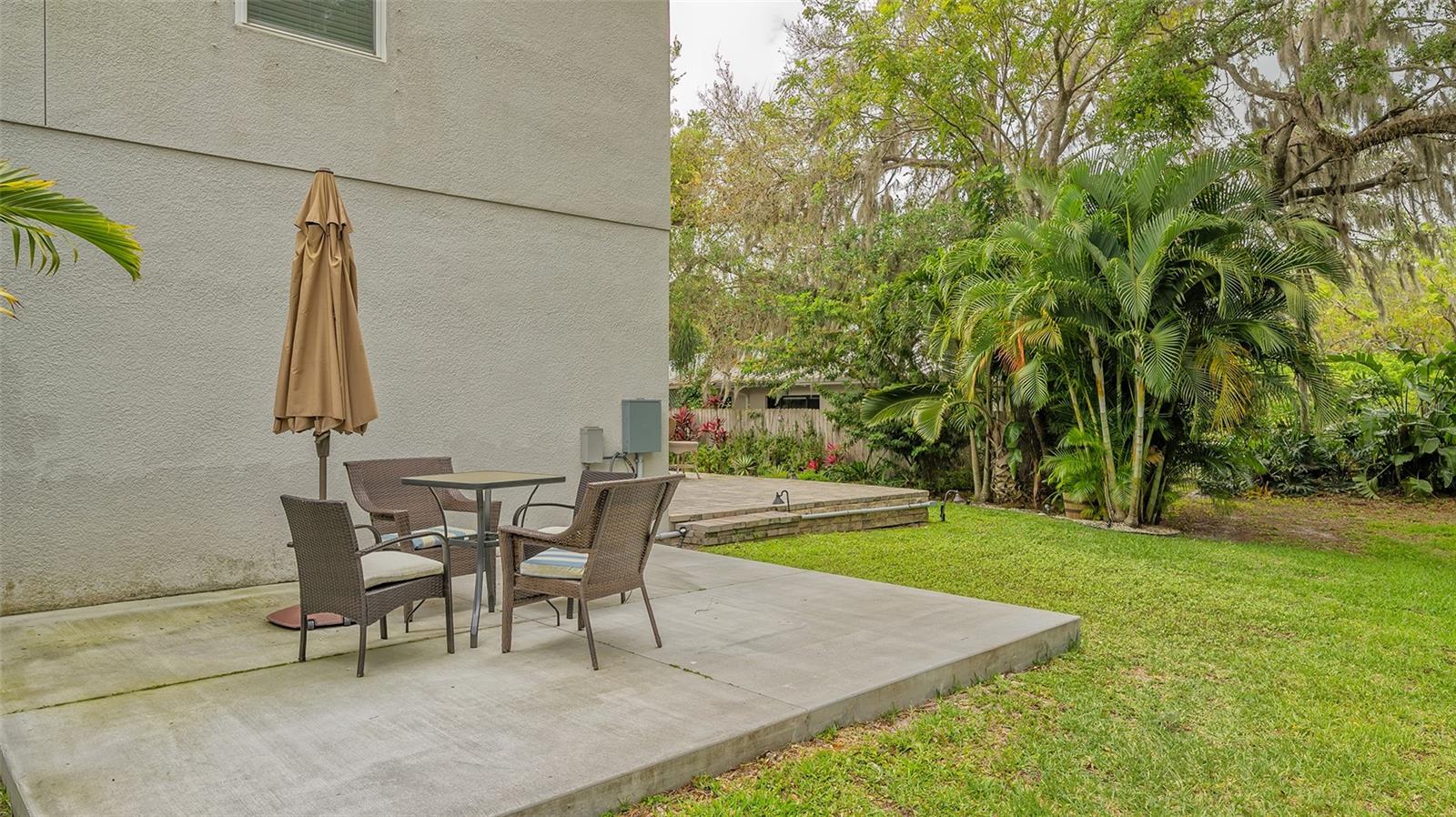 ARBOR OAKS - Residential Lease