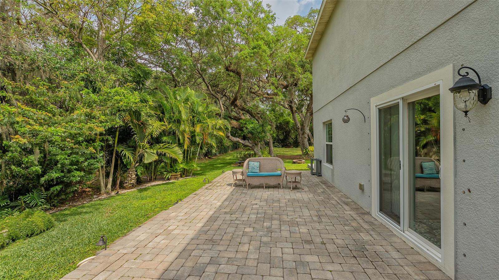 ARBOR OAKS - Residential Lease