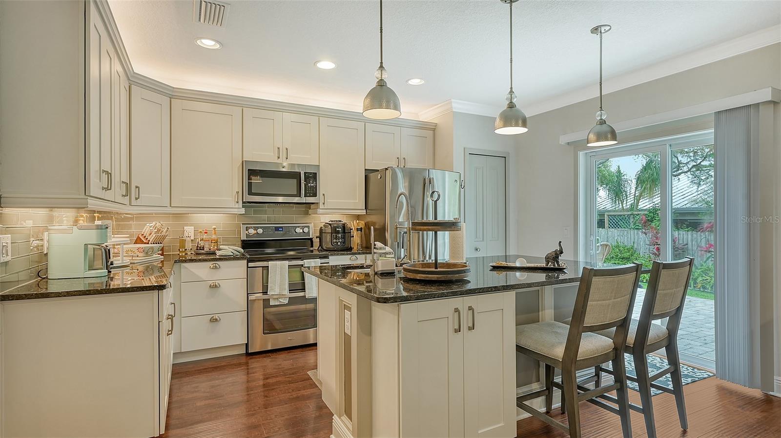 ARBOR OAKS - Residential Lease