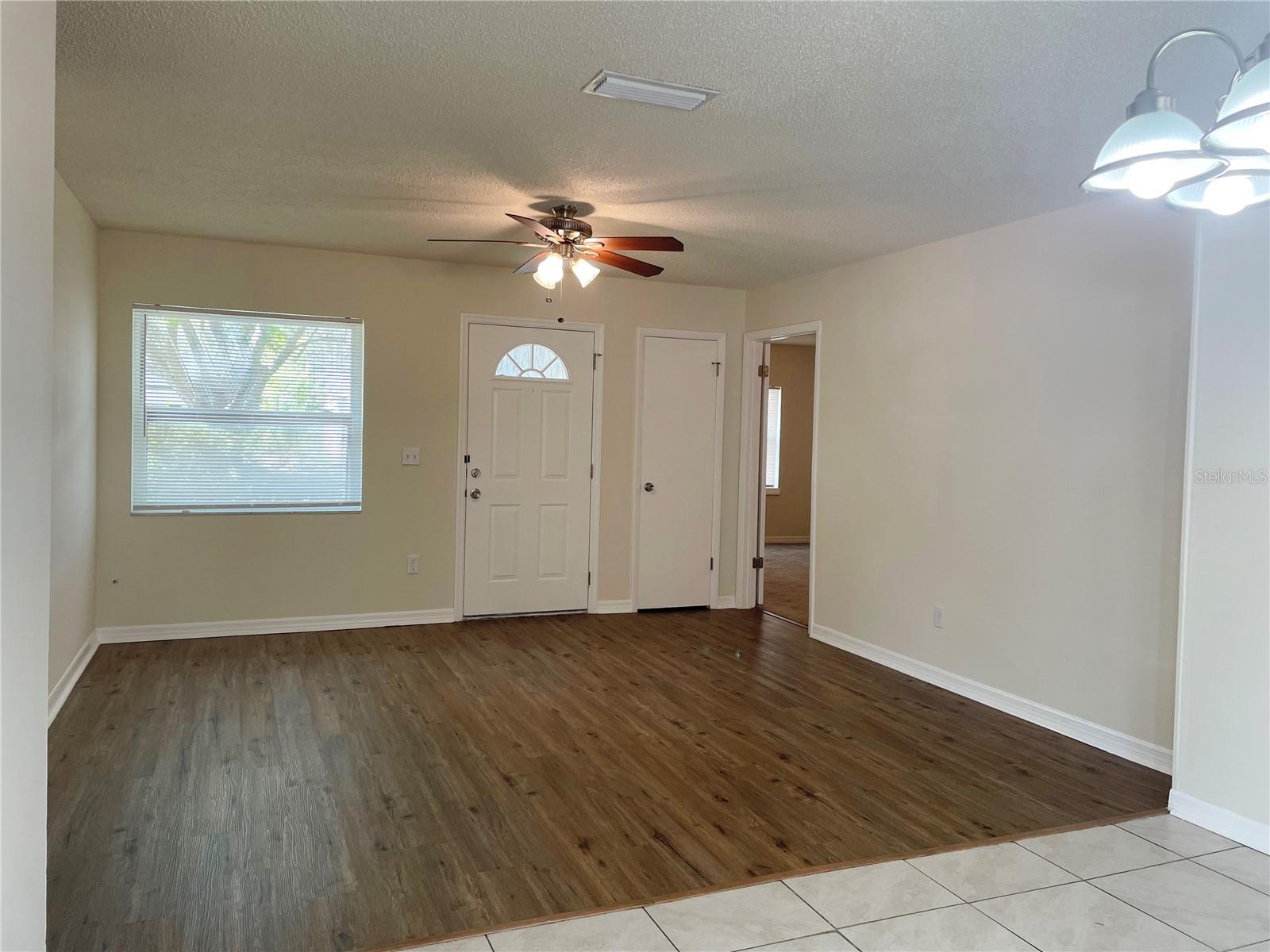206 CIRCLE HILL DRIVE