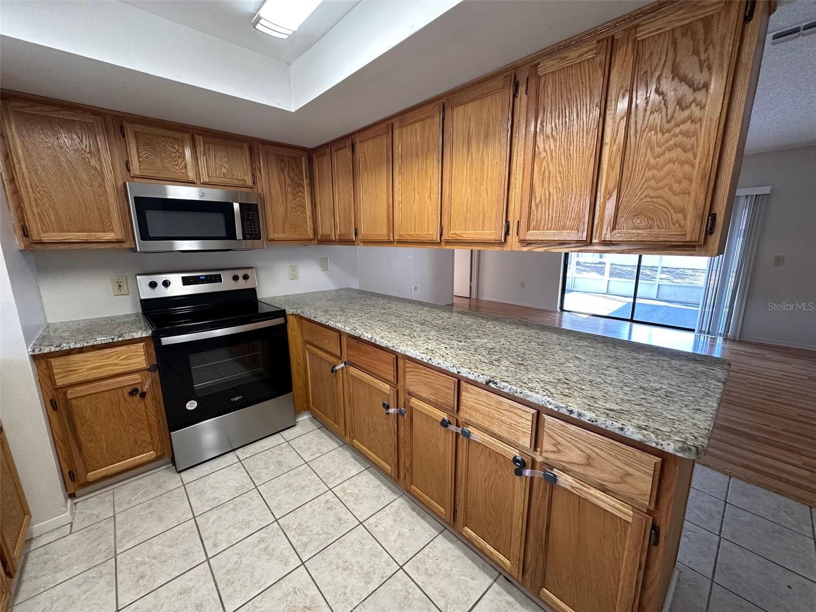 SPRING HILL - Residential