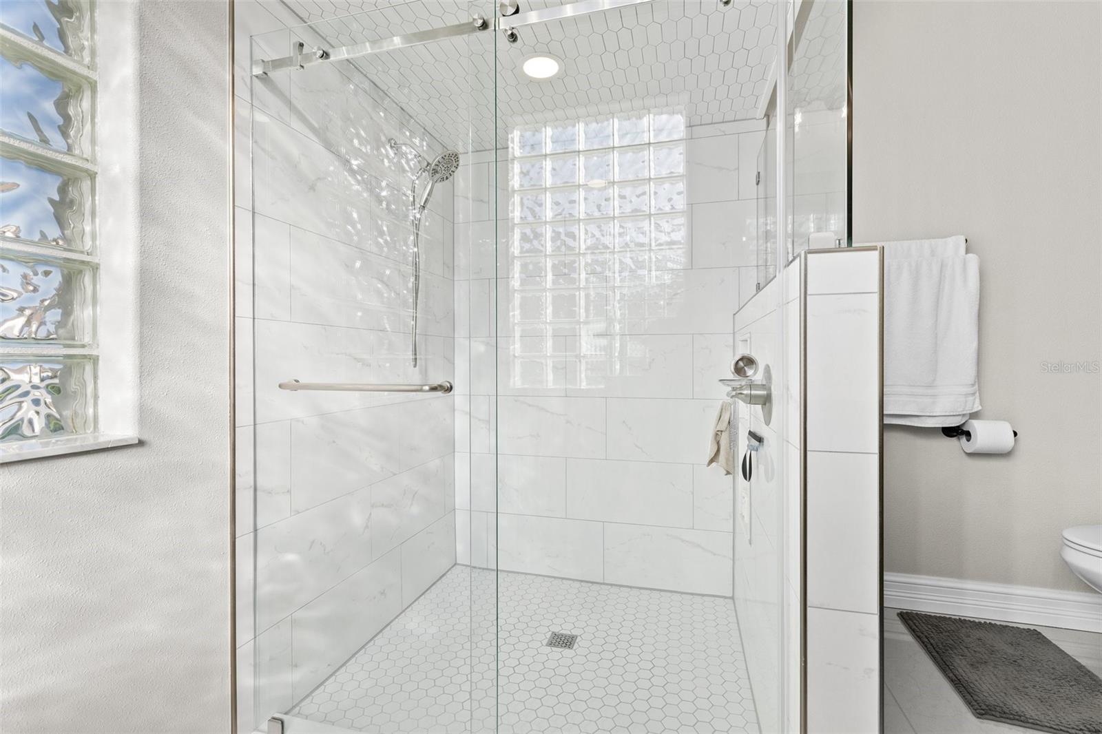 WILLOW BEND - Residential Lease