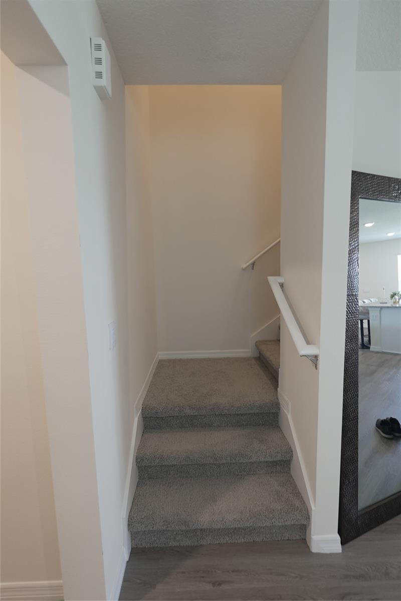 SOUTH MEWS/AVIAN POINTE - Residential Lease