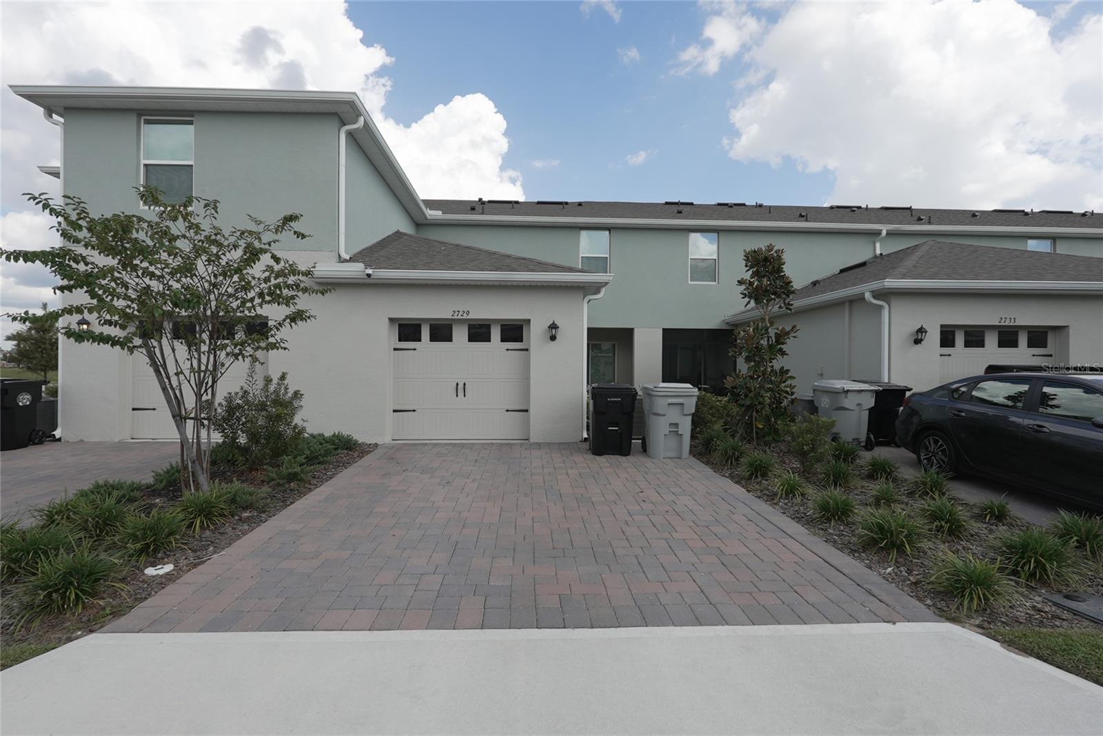 SOUTH MEWS/AVIAN POINTE - Residential Lease