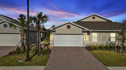 A home in PORT CHARLOTTE