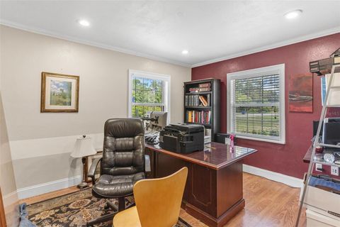 Tiny photo for 604 N Sinclair Avenue, Tavares, FL 32778 (MLS # G5098803)