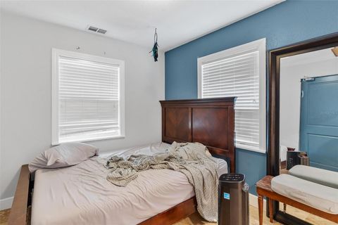 Tiny photo for 604 N Sinclair Avenue, Tavares, FL 32778 (MLS # G5098803)