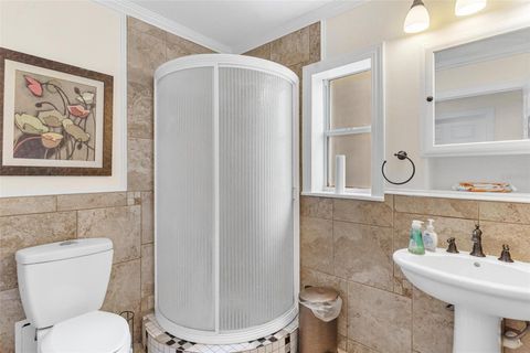 Tiny photo for 604 N Sinclair Avenue, Tavares, FL 32778 (MLS # G5098803)