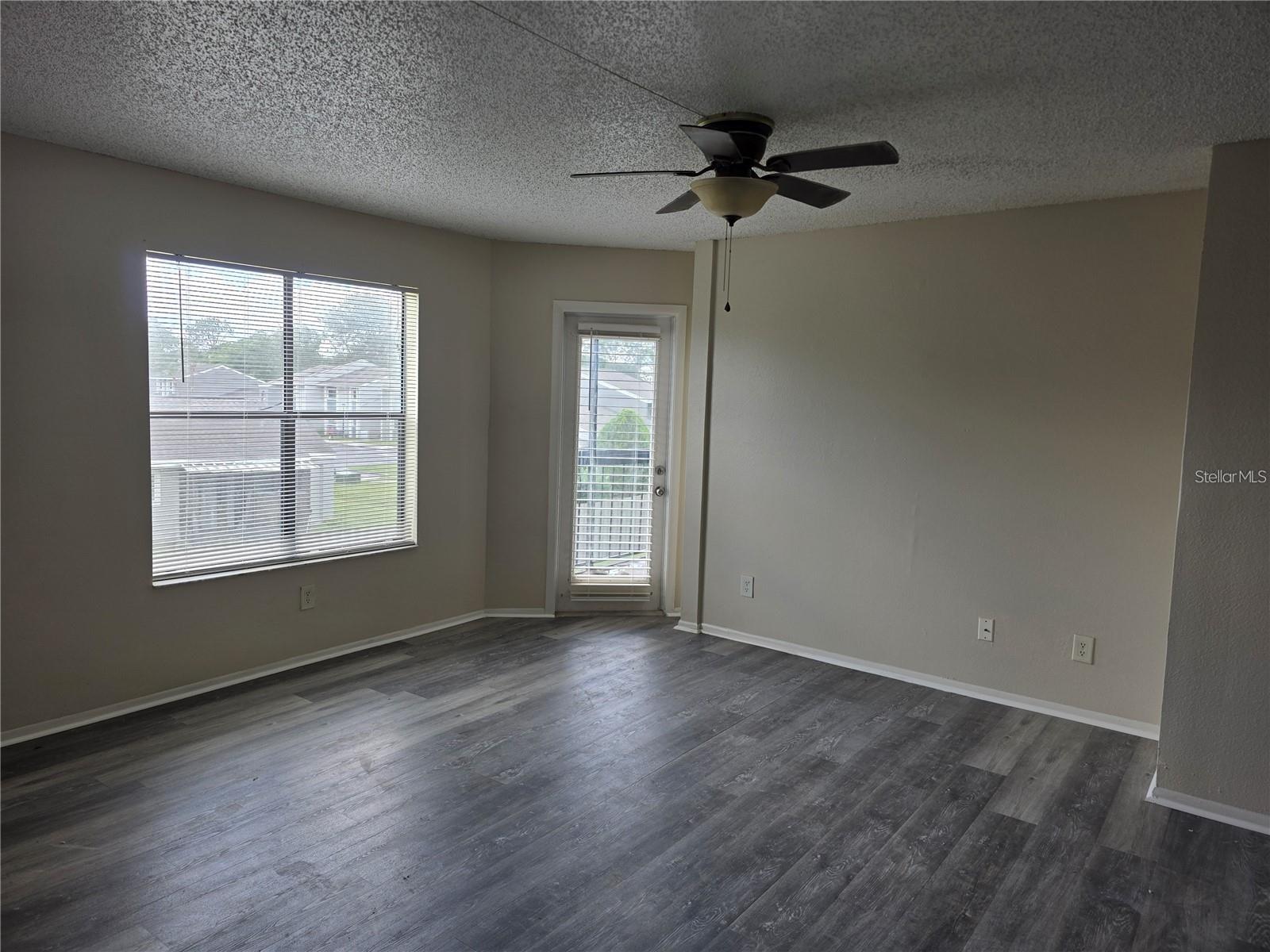 2030 CASCADES BOULEVARD 204