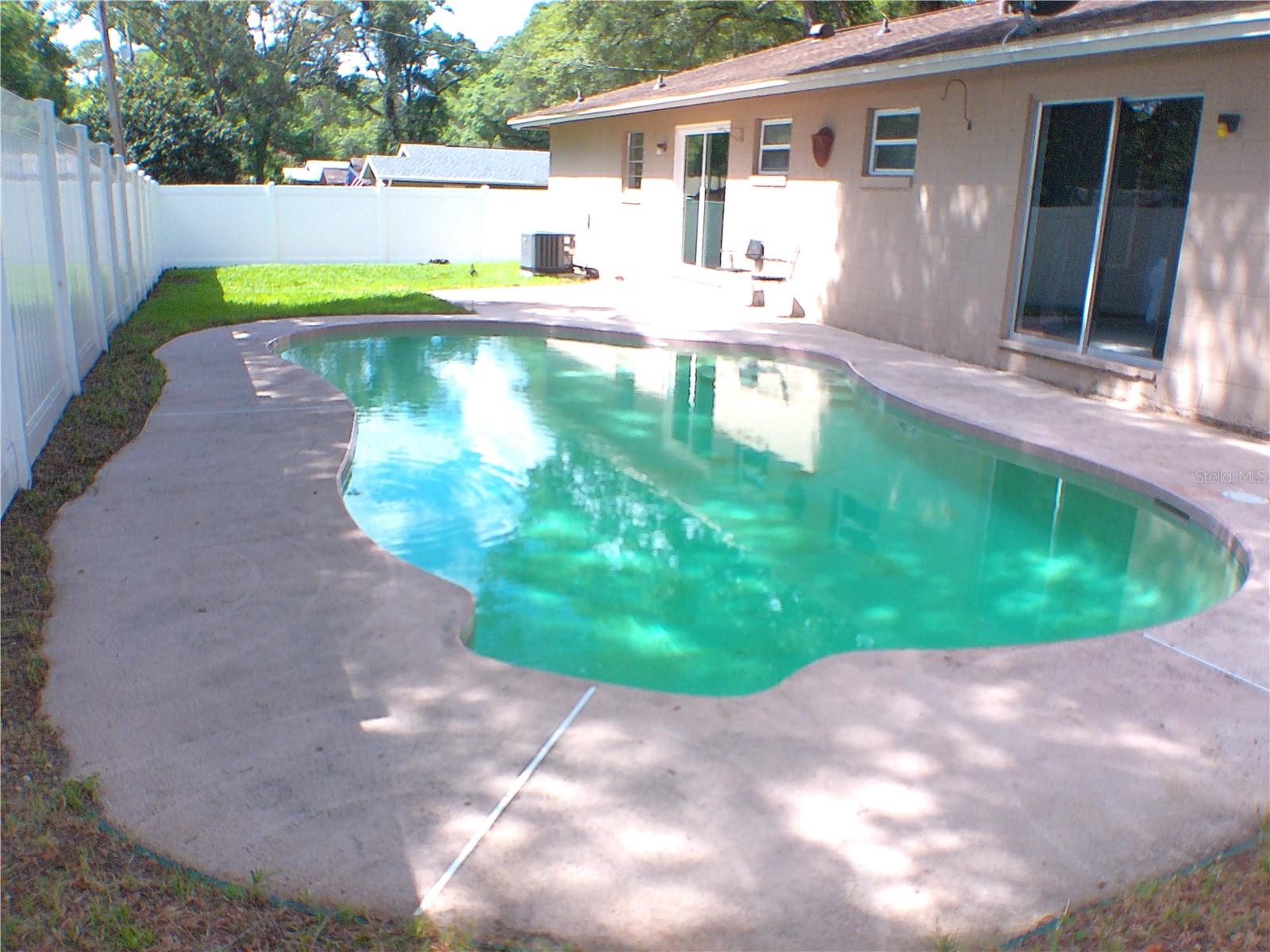 601 E TALL PINE TERRACE