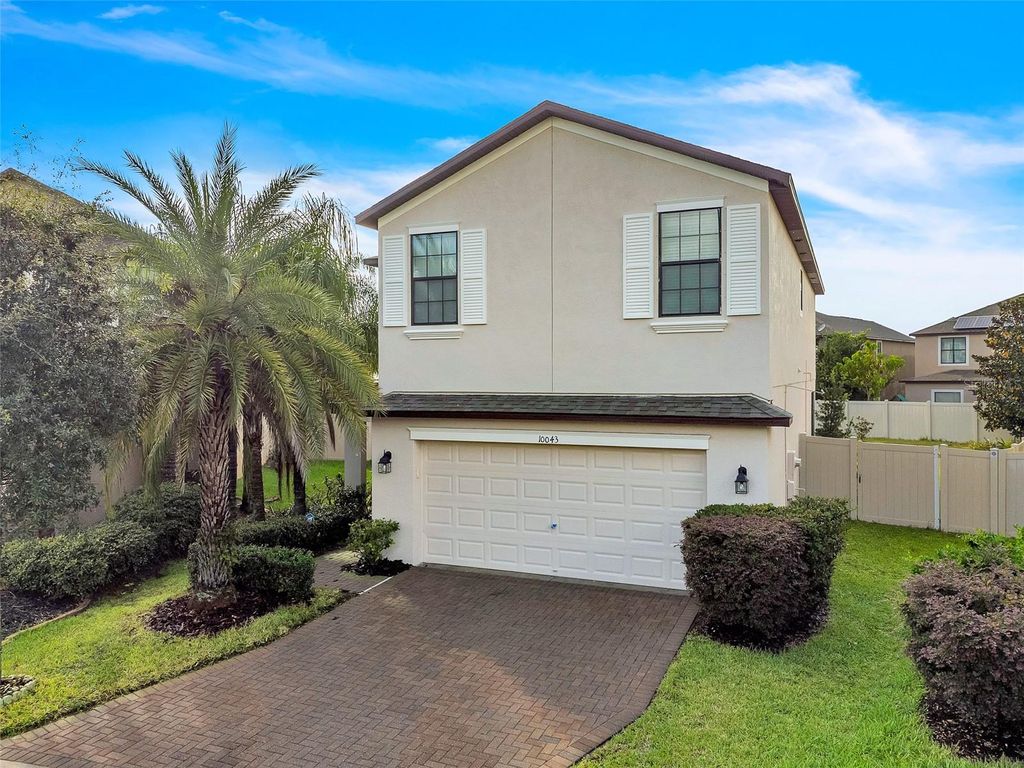 Photo of 10043 Newminster Loop, Ruskin, FL 33573 (MLS # TB8436721)