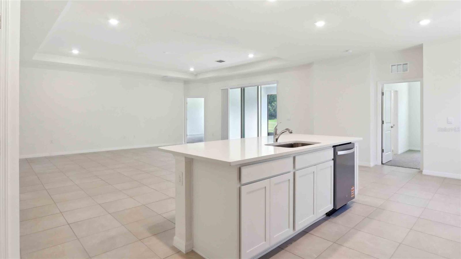 BUCHANAN TRAILS - Residential