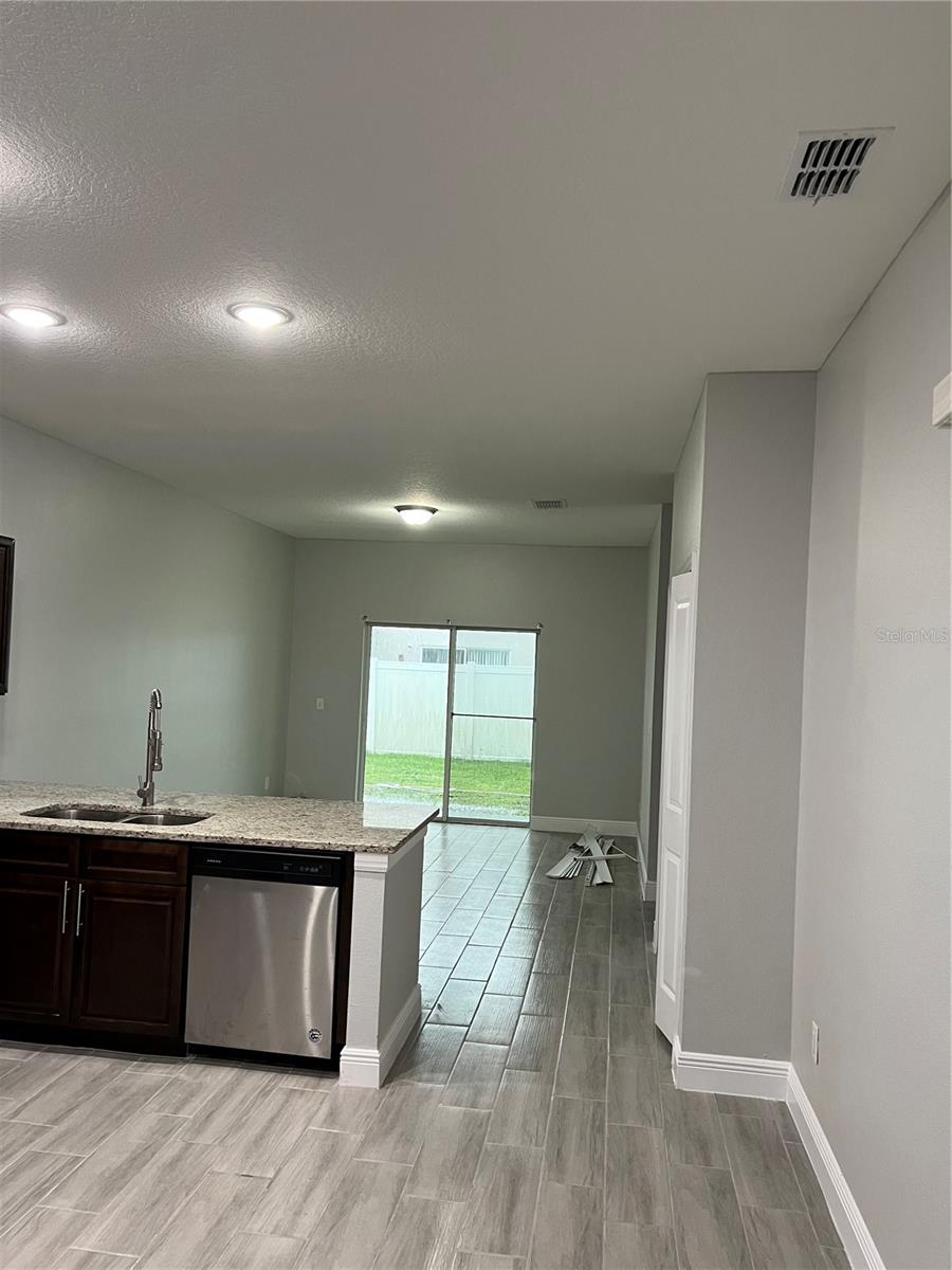 POINCIANA NBRHD 05 NORTH VILLAGE 03 - Residential Lease