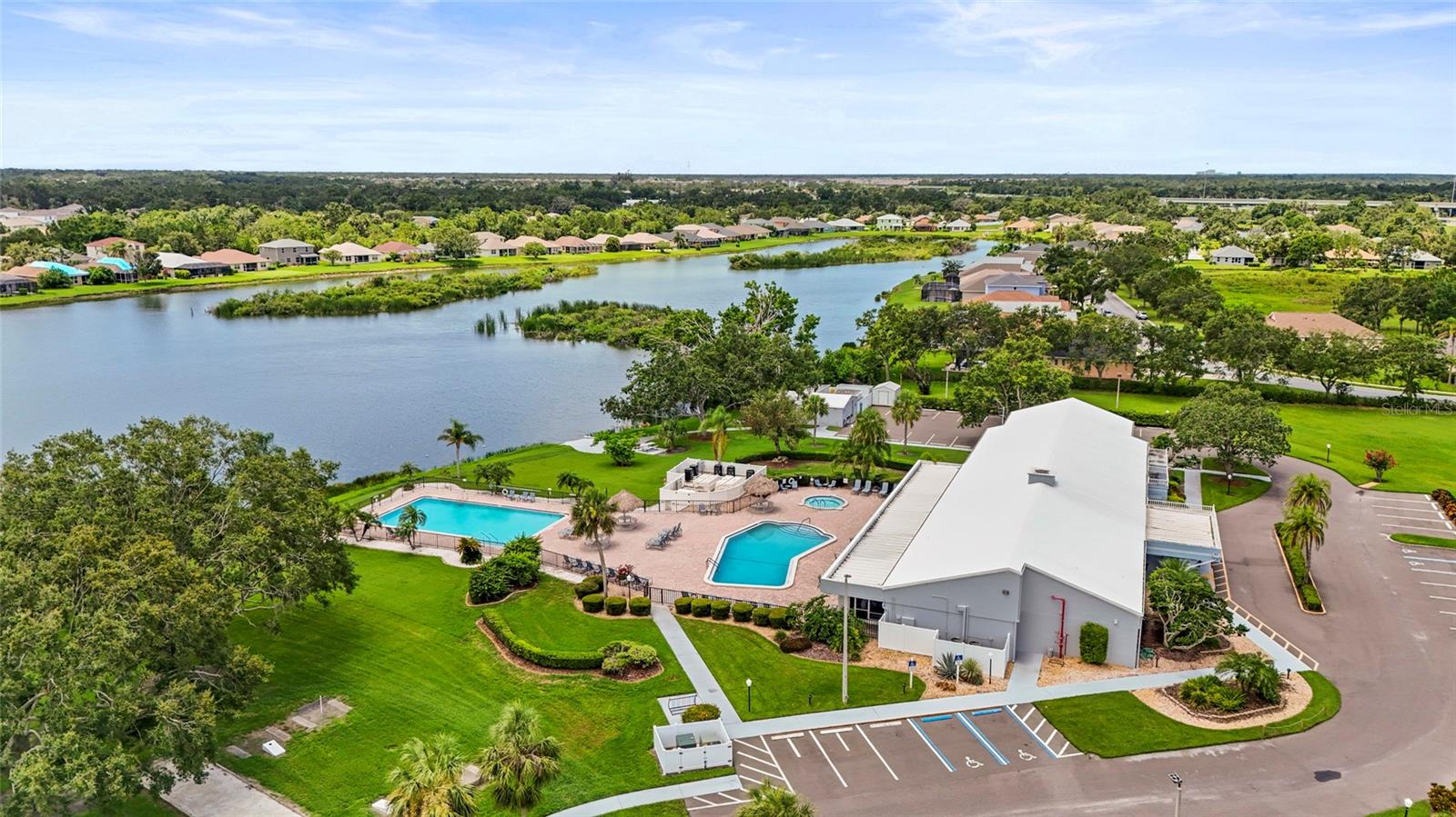 IMPERIAL LAKES ESTATES UNIT III - Residential