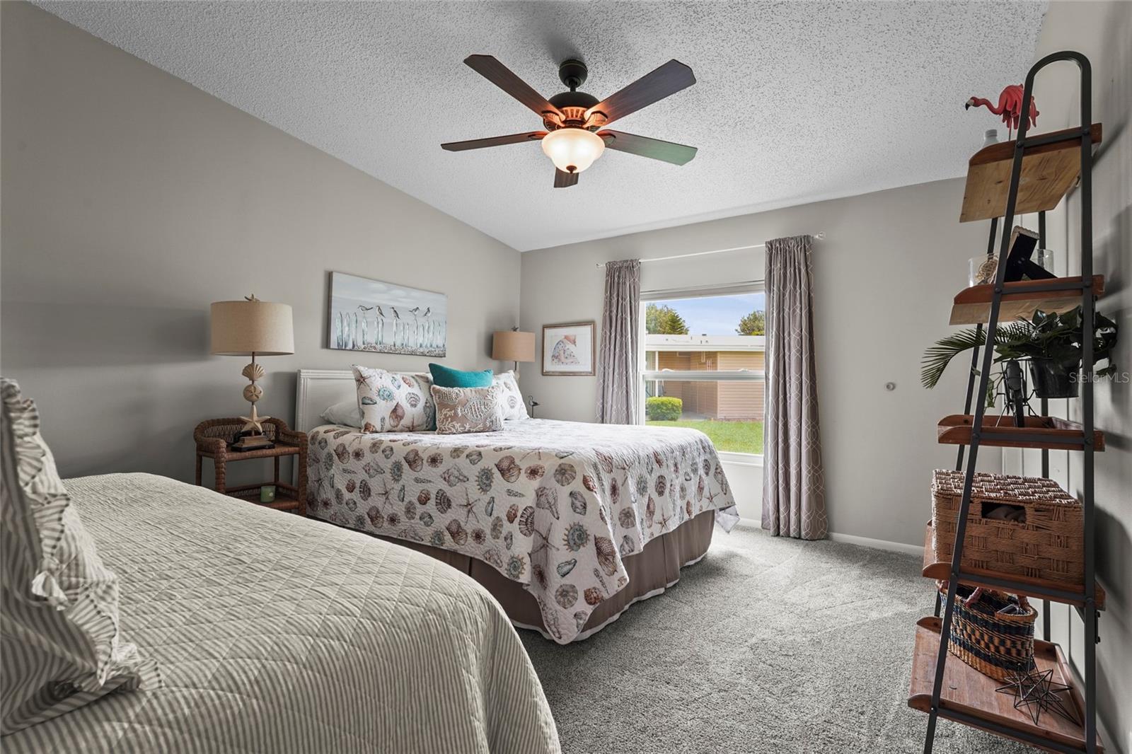 IMPERIAL LAKES ESTATES UNIT III - Residential