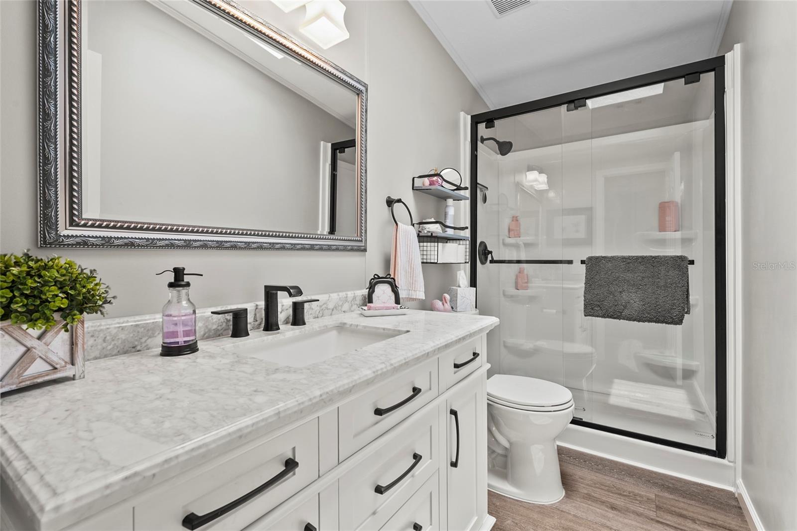 IMPERIAL LAKES ESTATES UNIT III - Residential