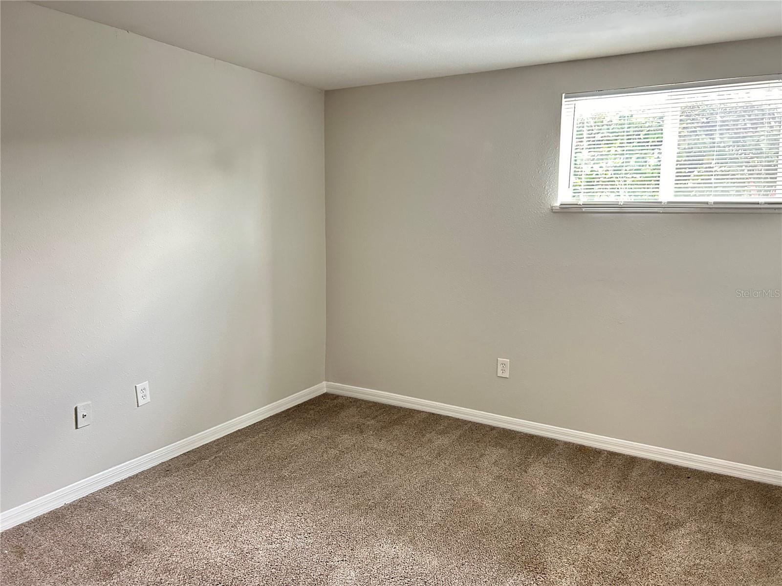 SANDY COVE - Residential Lease