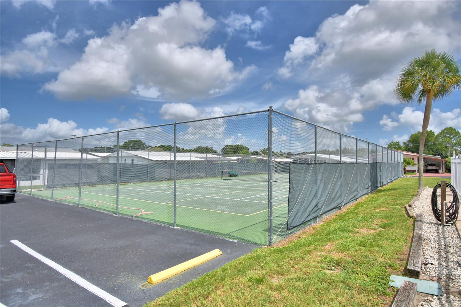 OAKWOOD ESTATES - Residential