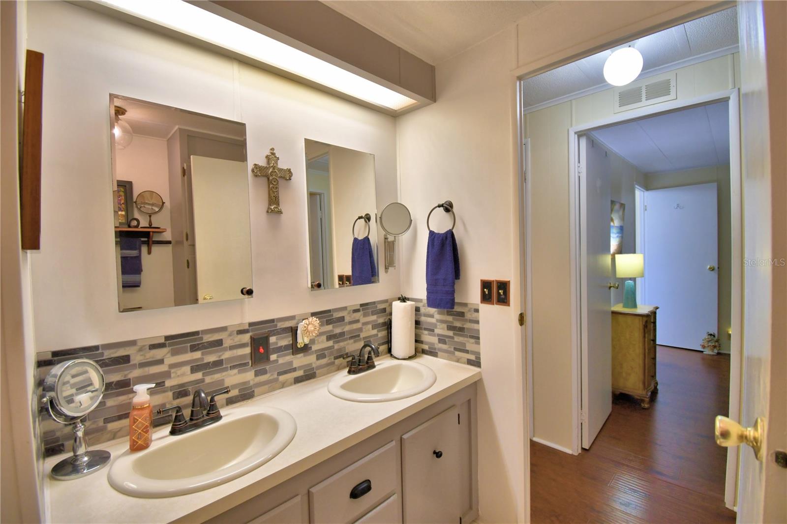 OAKWOOD ESTATES - Residential