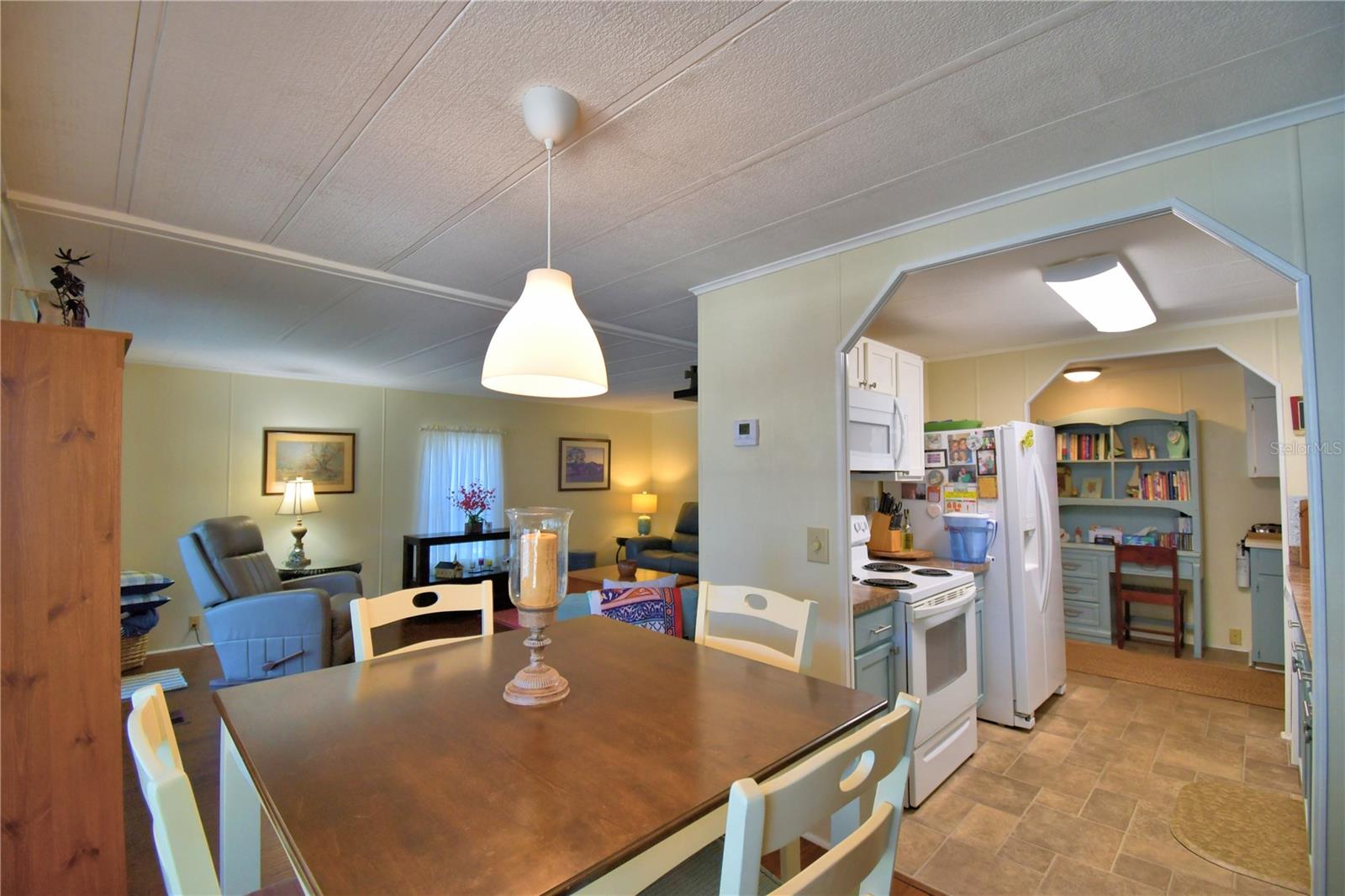 OAKWOOD ESTATES - Residential