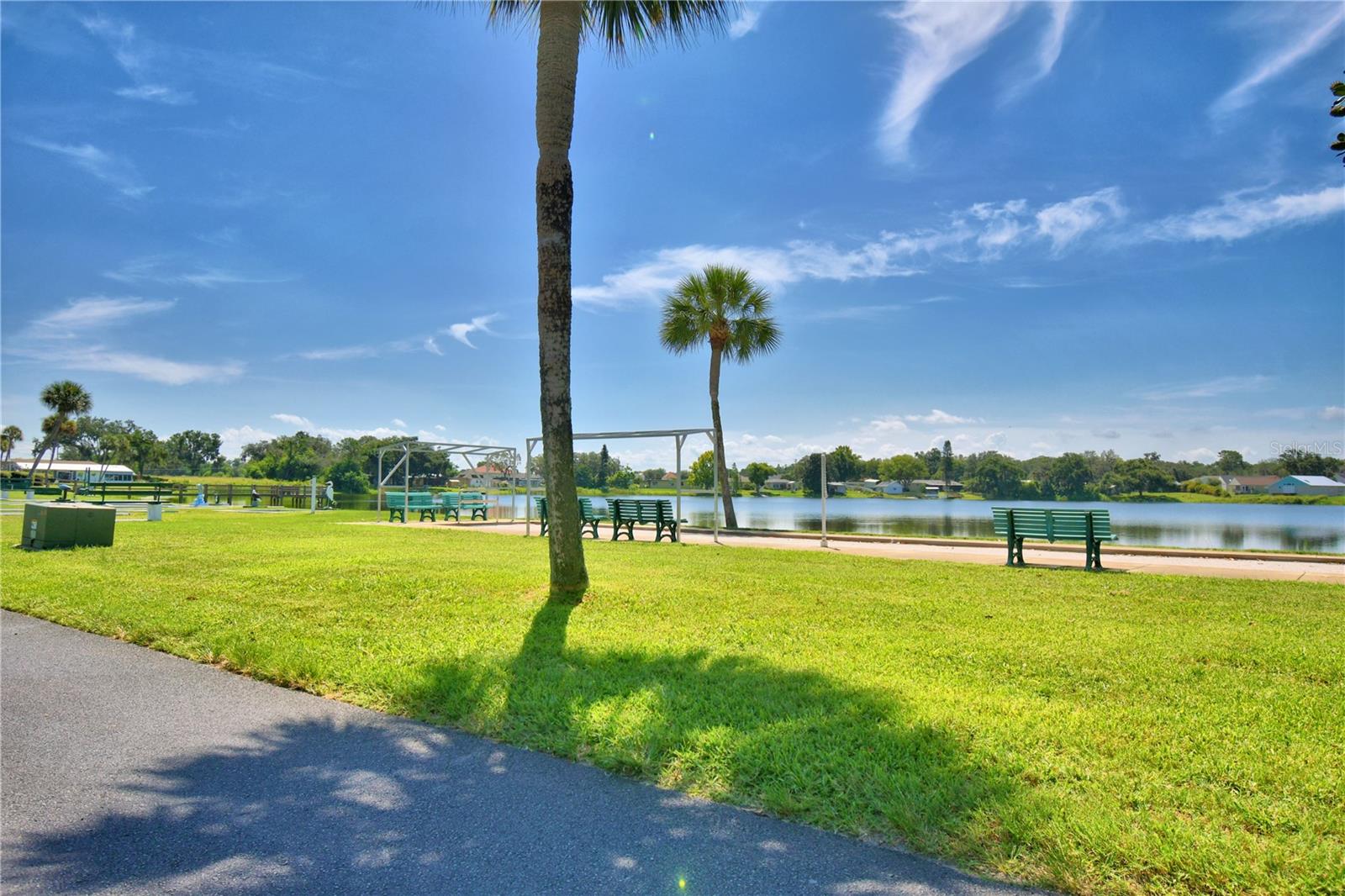 OAKWOOD ESTATES - Residential