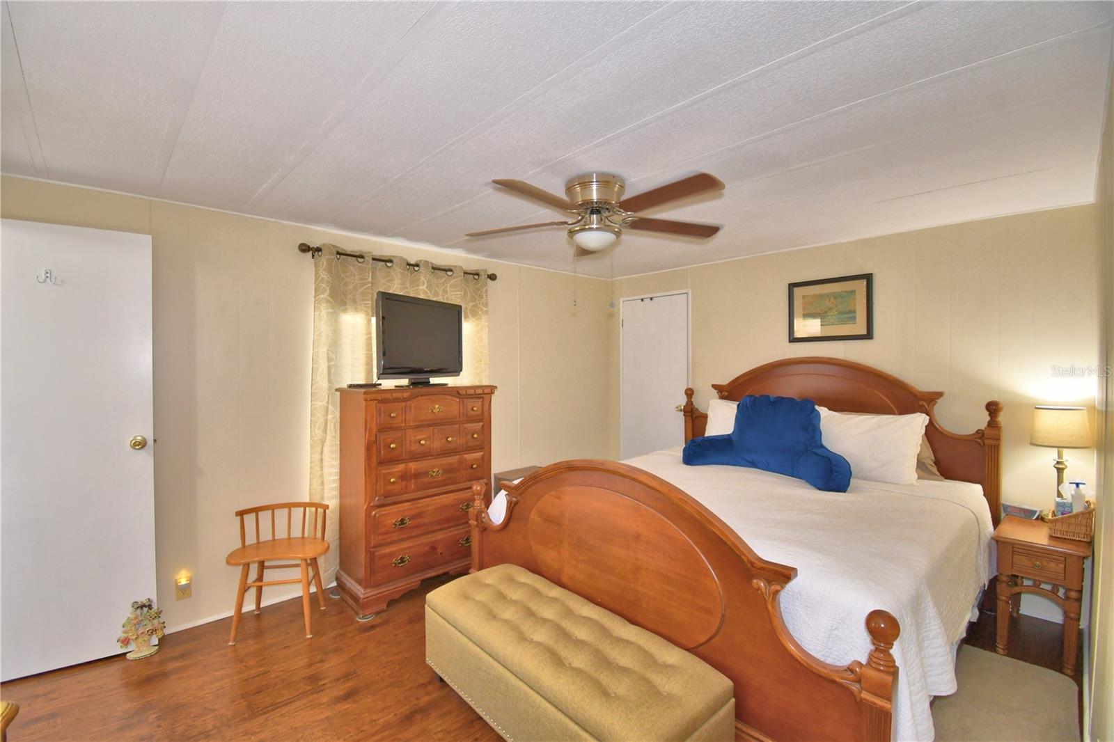 OAKWOOD ESTATES - Residential