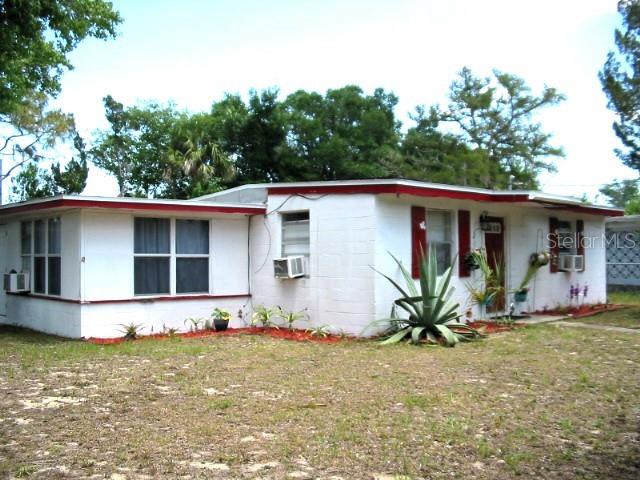 Photo 3 of 24 of 583 FAIRMOUNT ROAD house