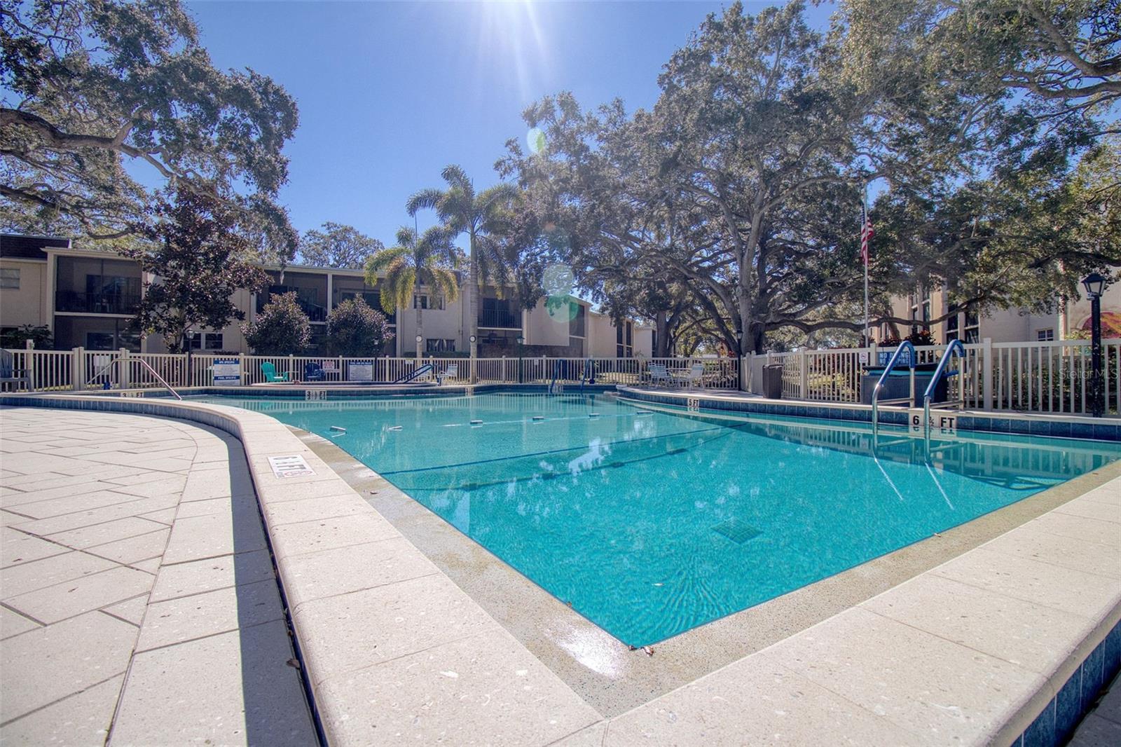 PATRICIAN OAKS - Residential