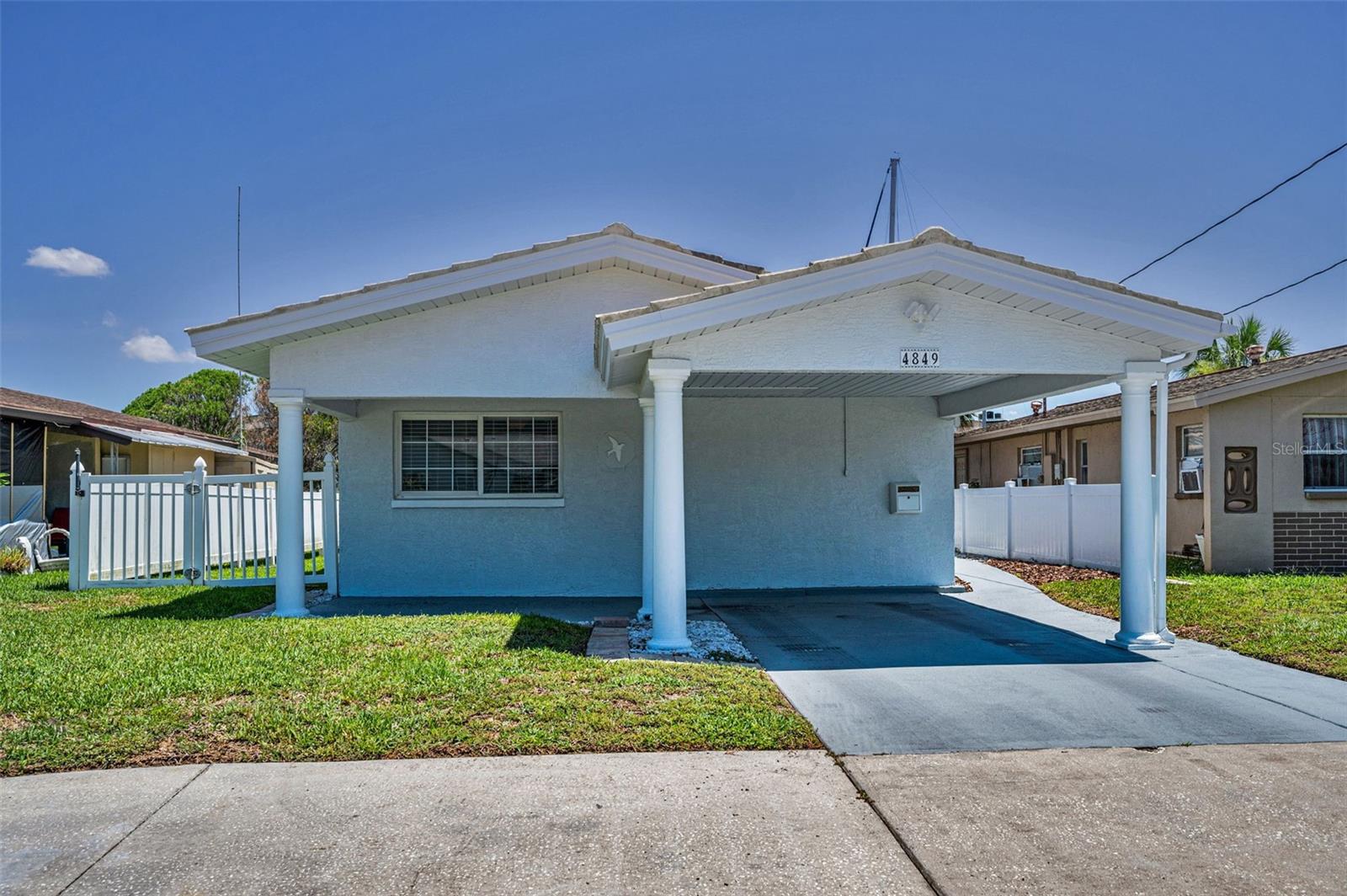 4849 FLORAMAR TERRACE