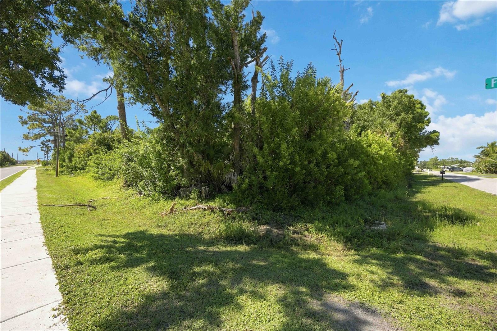 7499 CLAYPOOL STREET, ENGLEWOOD, FL, 34224 2 7499 CLAYPOOL STREET