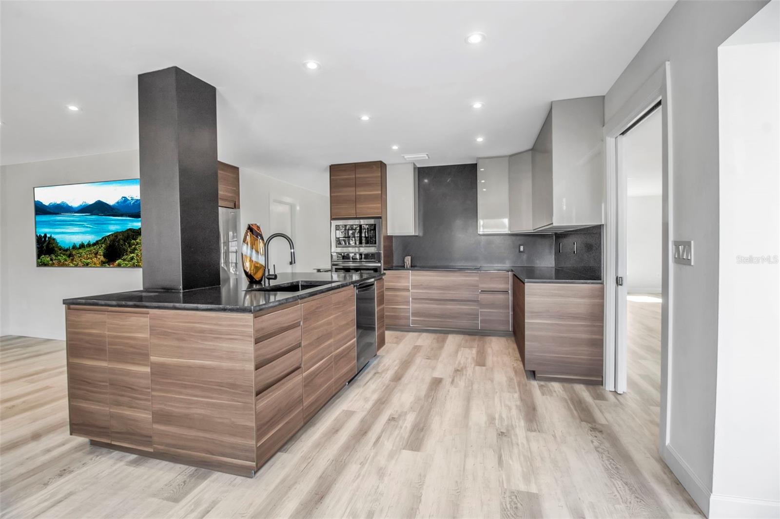 AQUALANE ESTATES 1ST - Residential