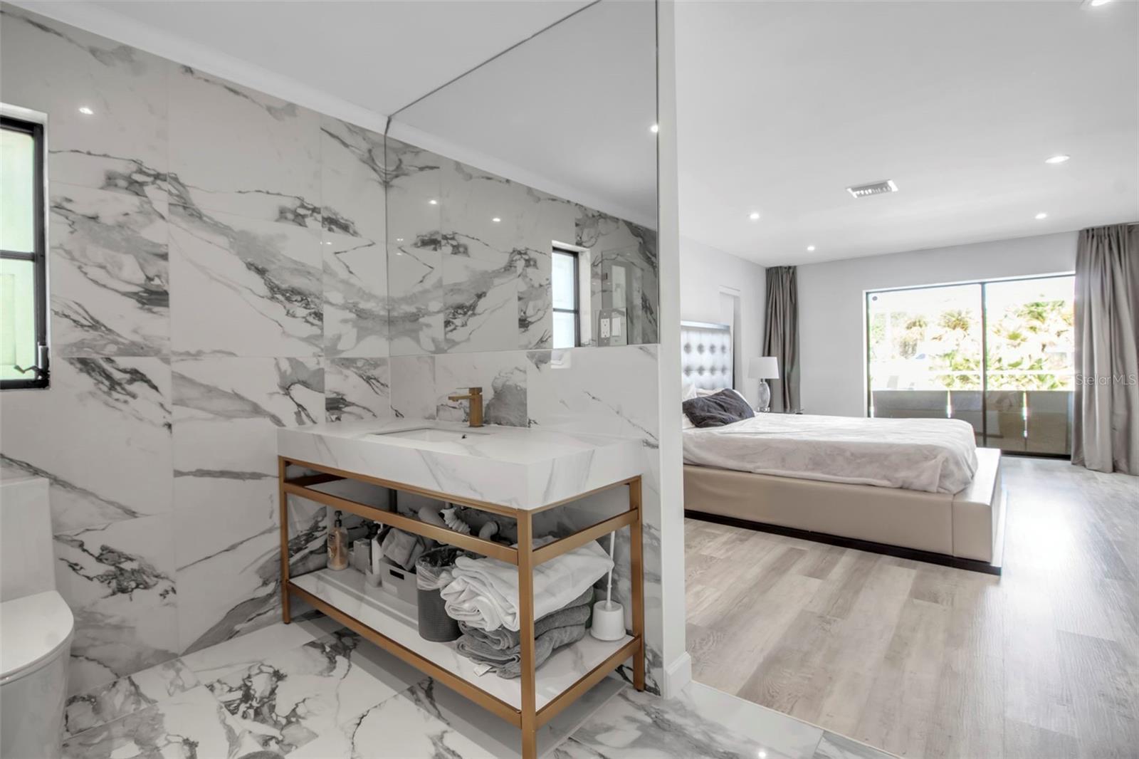 AQUALANE ESTATES 1ST - Residential