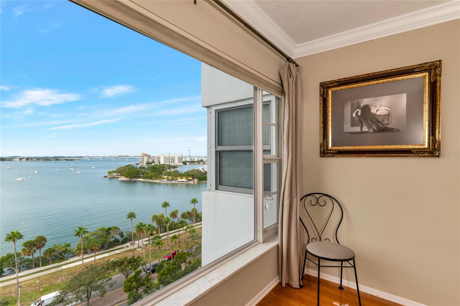 ROYAL ST ANDREW - Residential