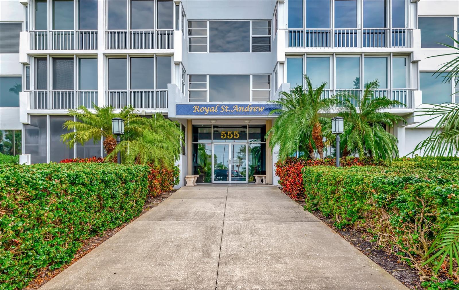 ROYAL ST ANDREW - Residential