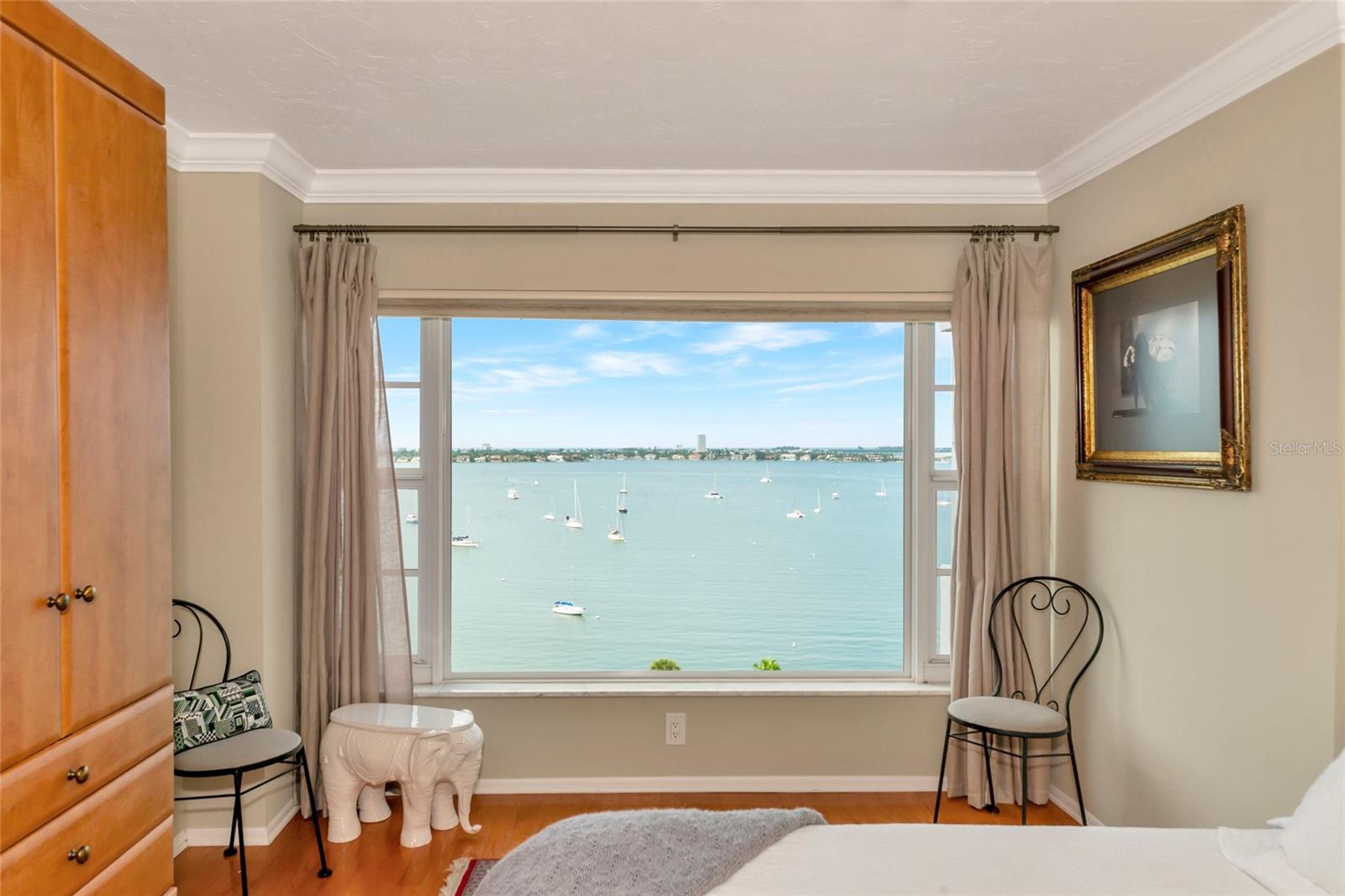 ROYAL ST ANDREW - Residential