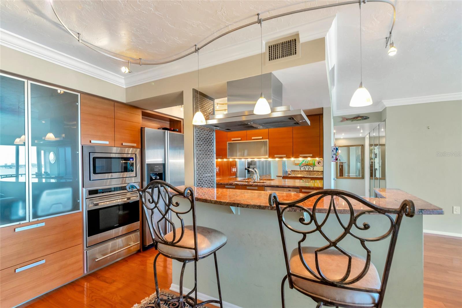 ROYAL ST ANDREW - Residential