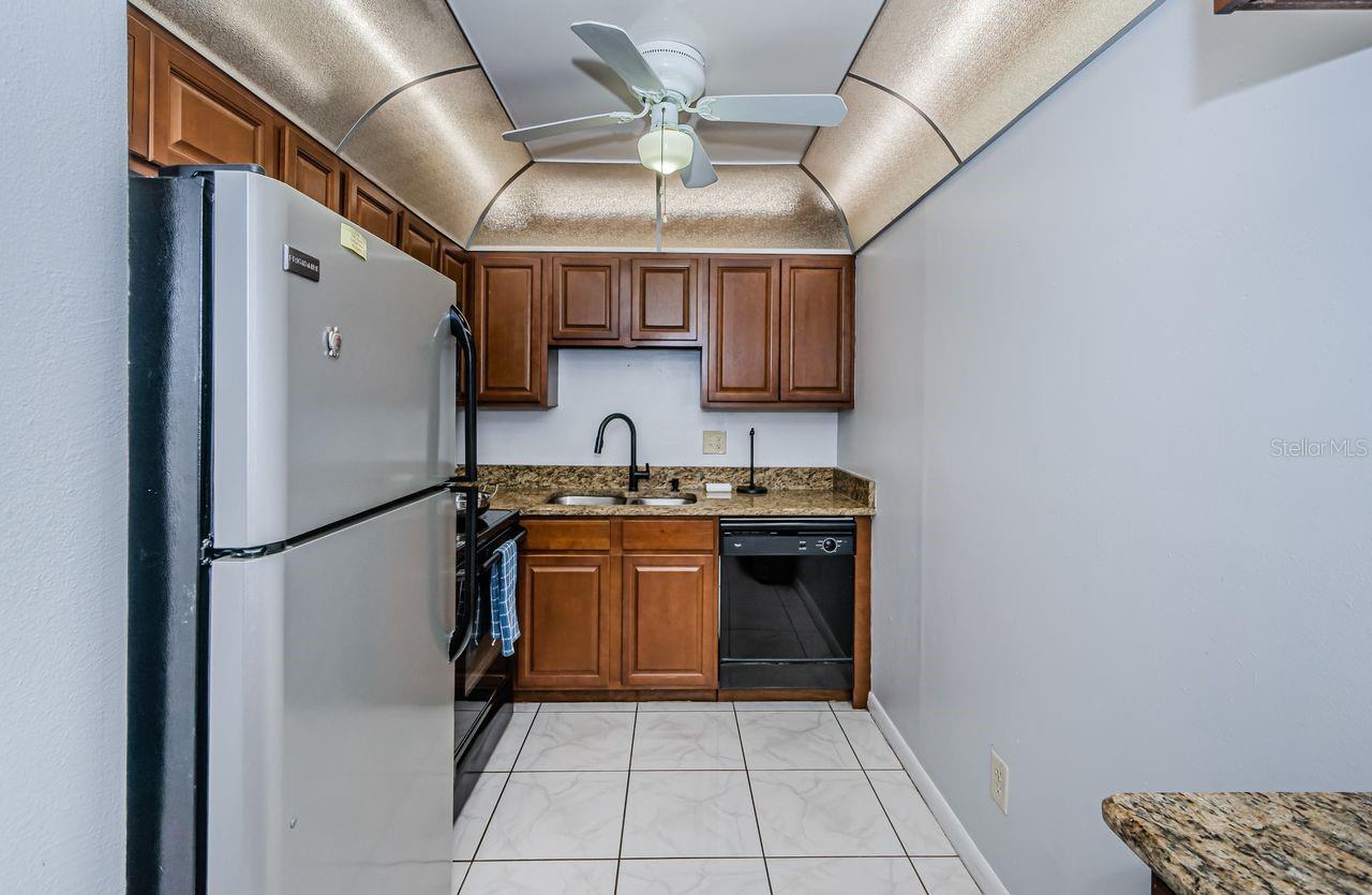 RUSSELLWOOD A CONDO - Residential Lease