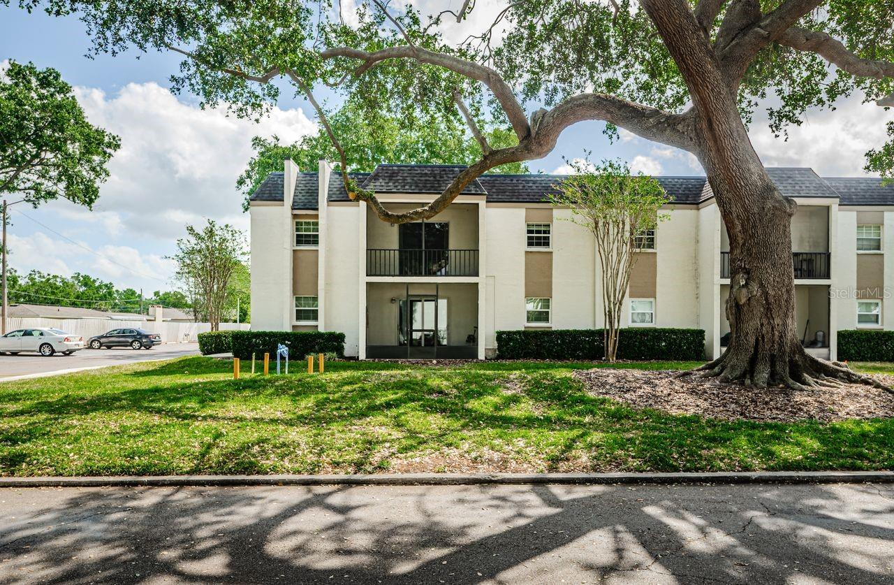 RUSSELLWOOD A CONDO - Residential Lease