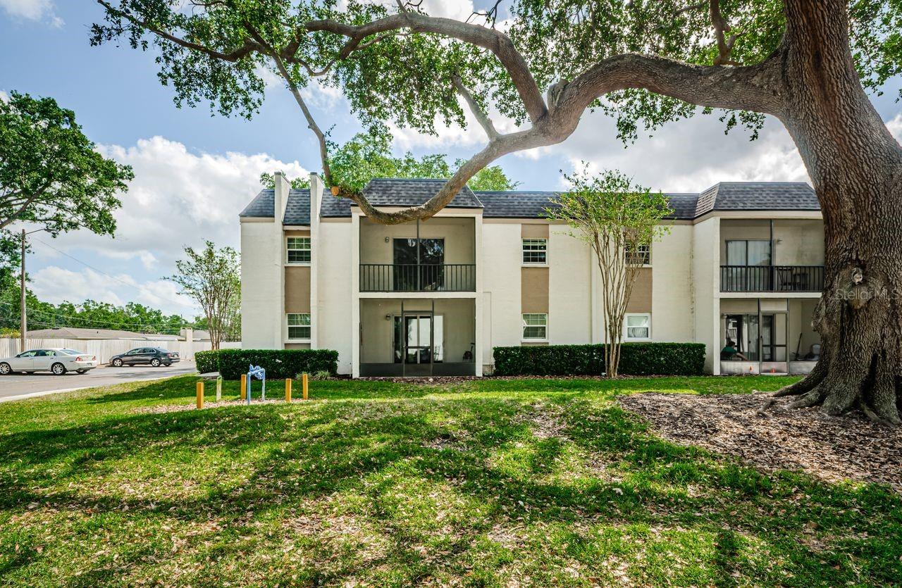RUSSELLWOOD A CONDO - Residential Lease